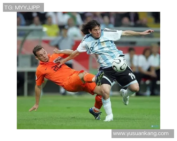 里奥阿维与匍国民历史交锋回顾与分析两队过往对决的精彩瞬间与战绩 里奥阿维与匍国民历史交锋回顾与分析两队过往对决的精彩瞬间与战绩